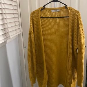 The comfiest knitted sweater that you ever did see